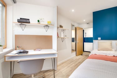 Standard Studio at New Orient House, Station Court, Imperial Road, Fulham, London, SW62EP - Image 1
